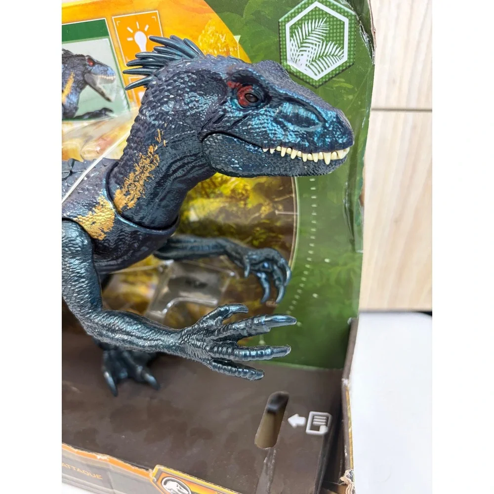 Jurassic World Dino Trackers Indoraptor Track N Attack Figure Mattel HLP24